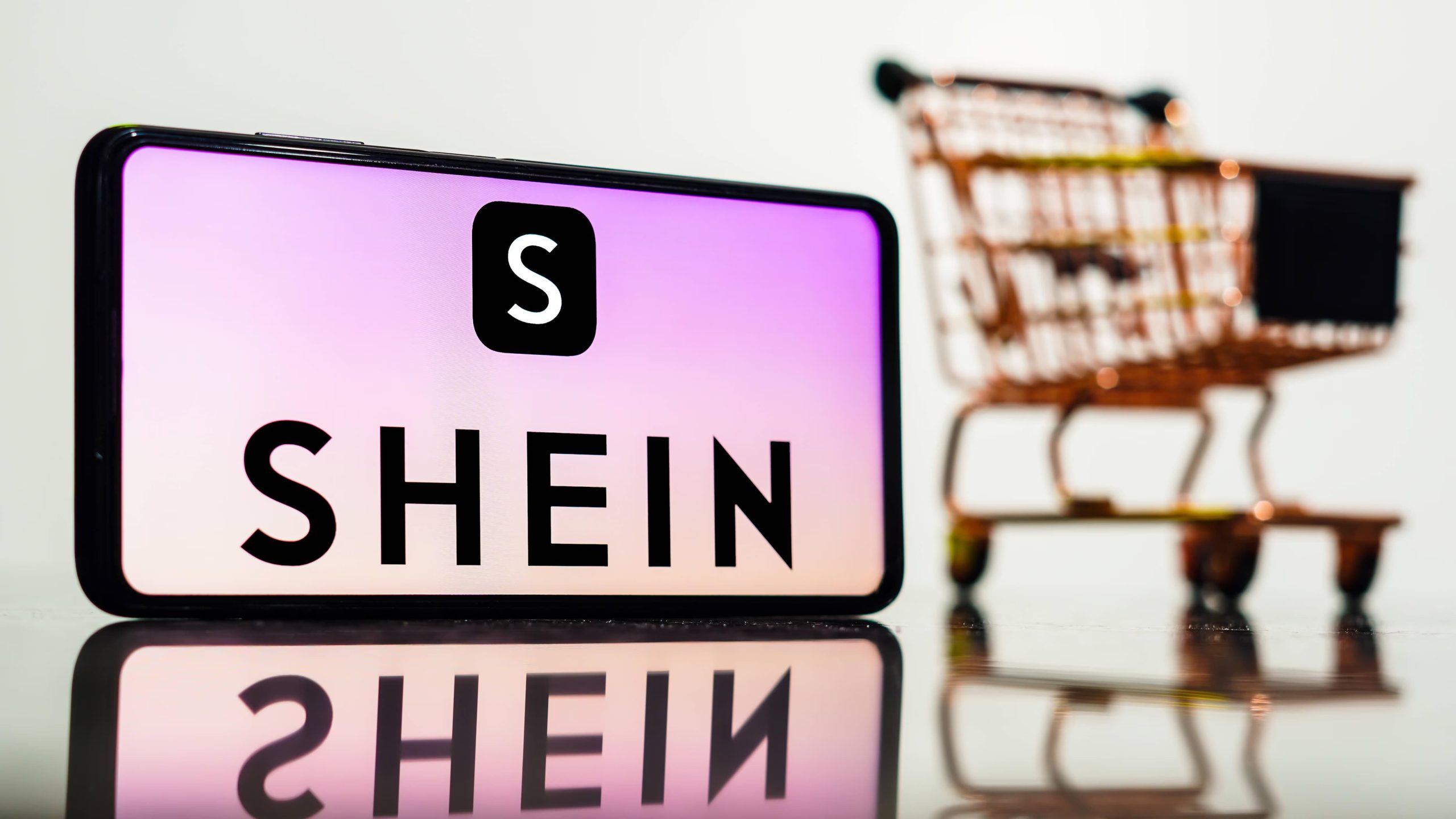 Aktionen und Rabattcodes für Kostenloser Versand bei Shein